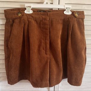 Zara Basic’s corduroy shorts